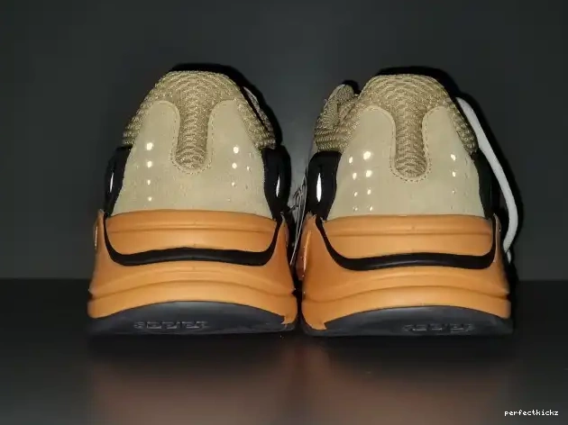 Yeezy Boost Amber GW0297 Adidas 700 Enflame 0608